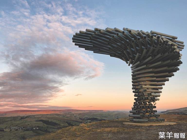 鳴鈴之樹《Singing Ringing Tree》由風力驅動的巨型聲音雕塑 | 葉羊報報