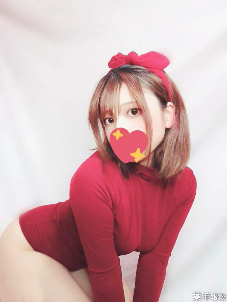 雙11這個會爆《優衣庫紅色連身保暖衣》日本妹子開發出色色的穿法造成大流行 | 葉羊報報