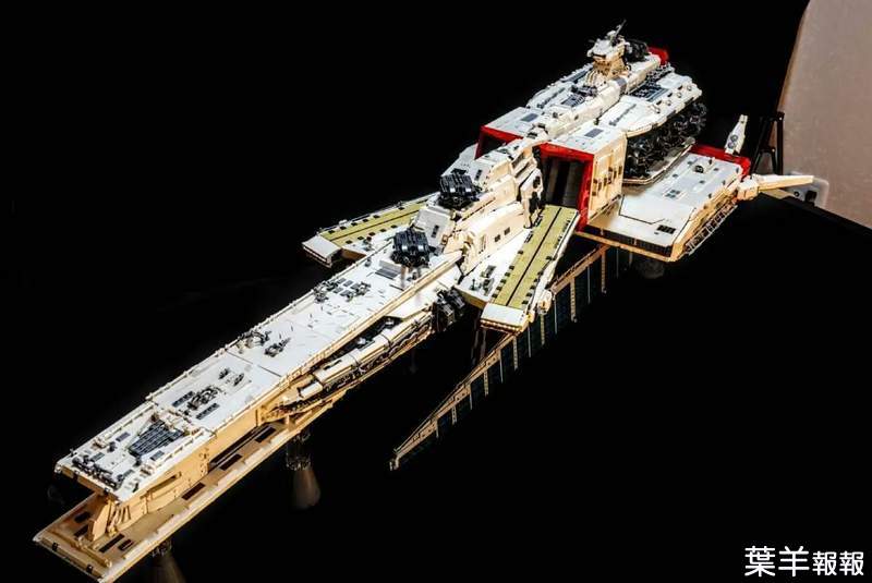 全樂高組裝《逆夏 拉.凱拉姆戰艦》全長170公分用了25000塊零件製作的驚人作品 | 葉羊報報